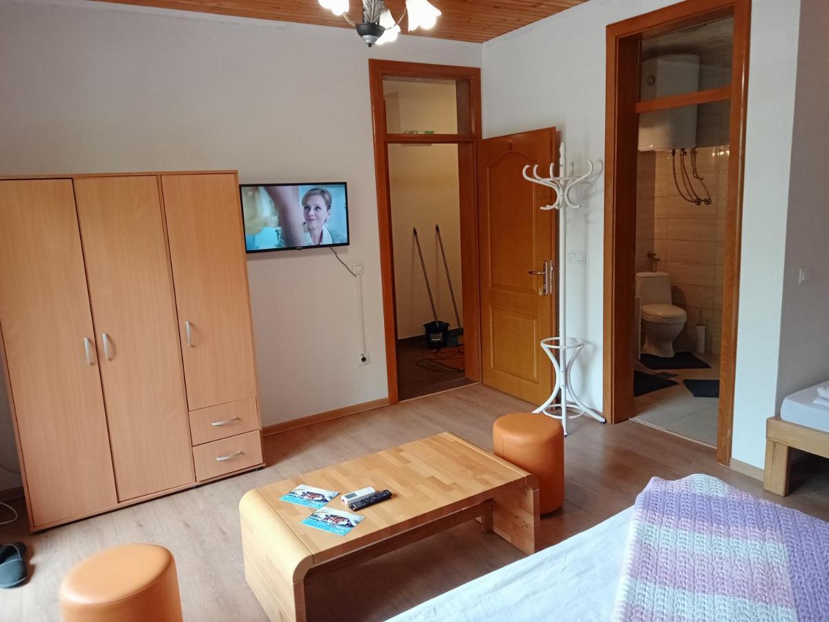 Prenociste/Restoran Lovac Hotel Bihac Ngoại thất bức ảnh